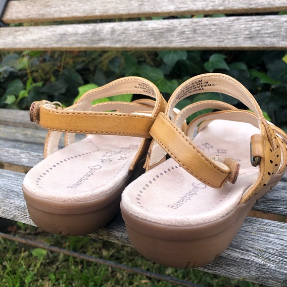 Sandals - Picture 6 of 8